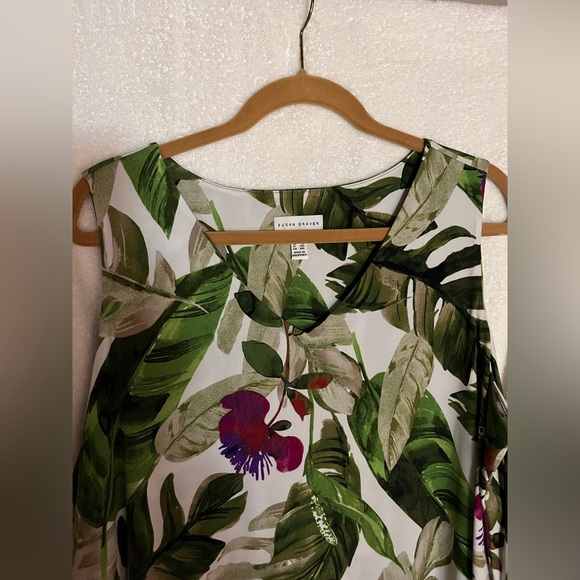 Sleeveless V-Neck Tiered Dress - Picture 6 of 6